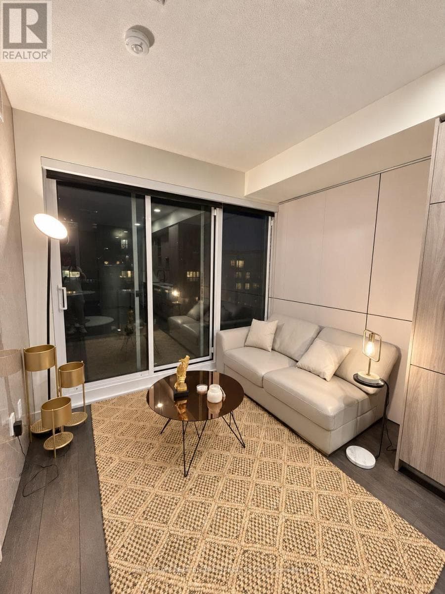 Single Family at 907- 85 McMahon Drive, Toronto (Bayview Village), Ontario - Photo 6 - RE/MAX Garden City Realty