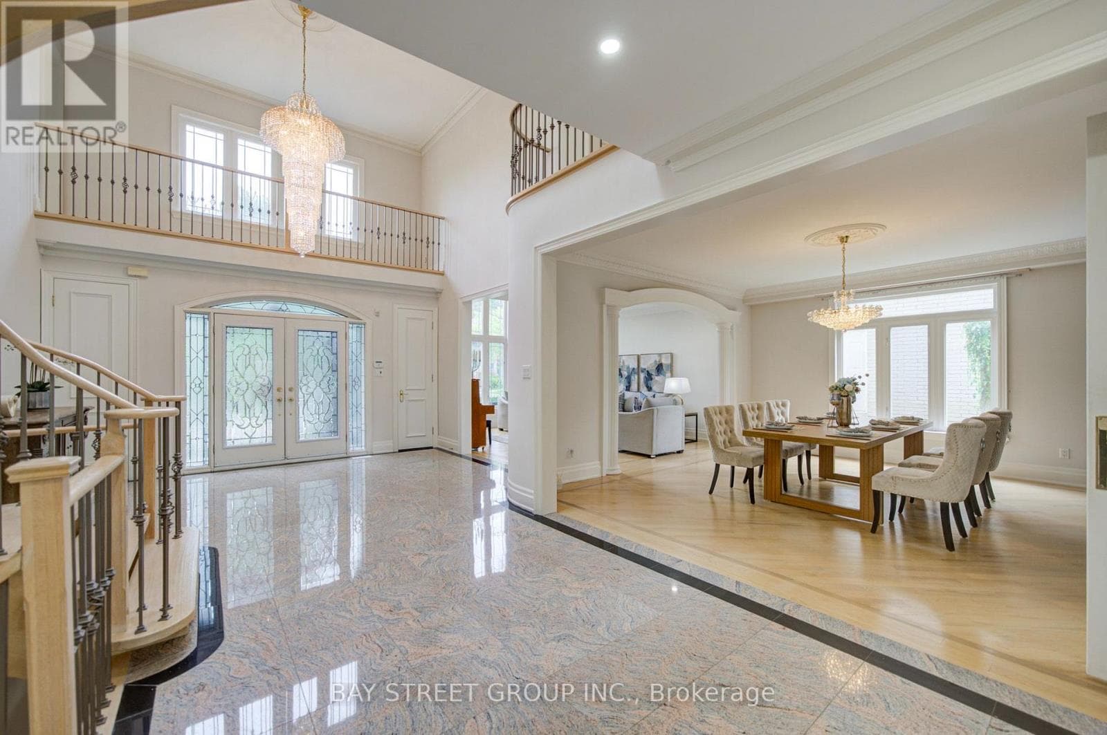 Single Family at 58 Bowan Court, Toronto (Bayview Woods-Steeles), Ontario - Photo 5 - RE/MAX Garden City Realty