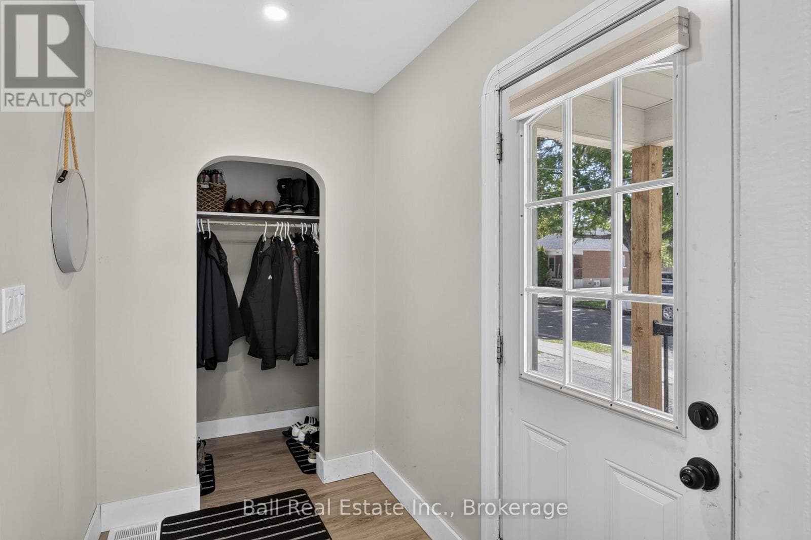 Single Family at 246 King George Street, Peterborough (Otonabee Ward 1), Ontario - Photo 5 - RE/MAX Garden City Realty