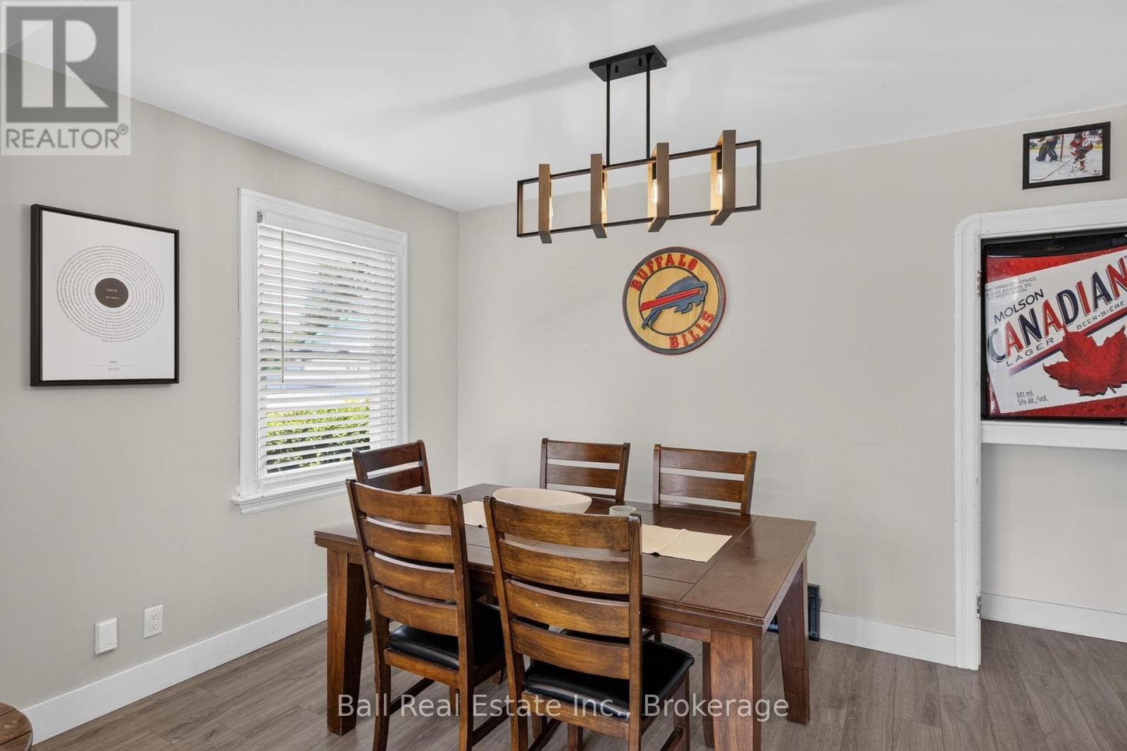 Single Family at 246 King George Street, Peterborough (Otonabee Ward 1), Ontario - Photo 9 - RE/MAX Garden City Realty