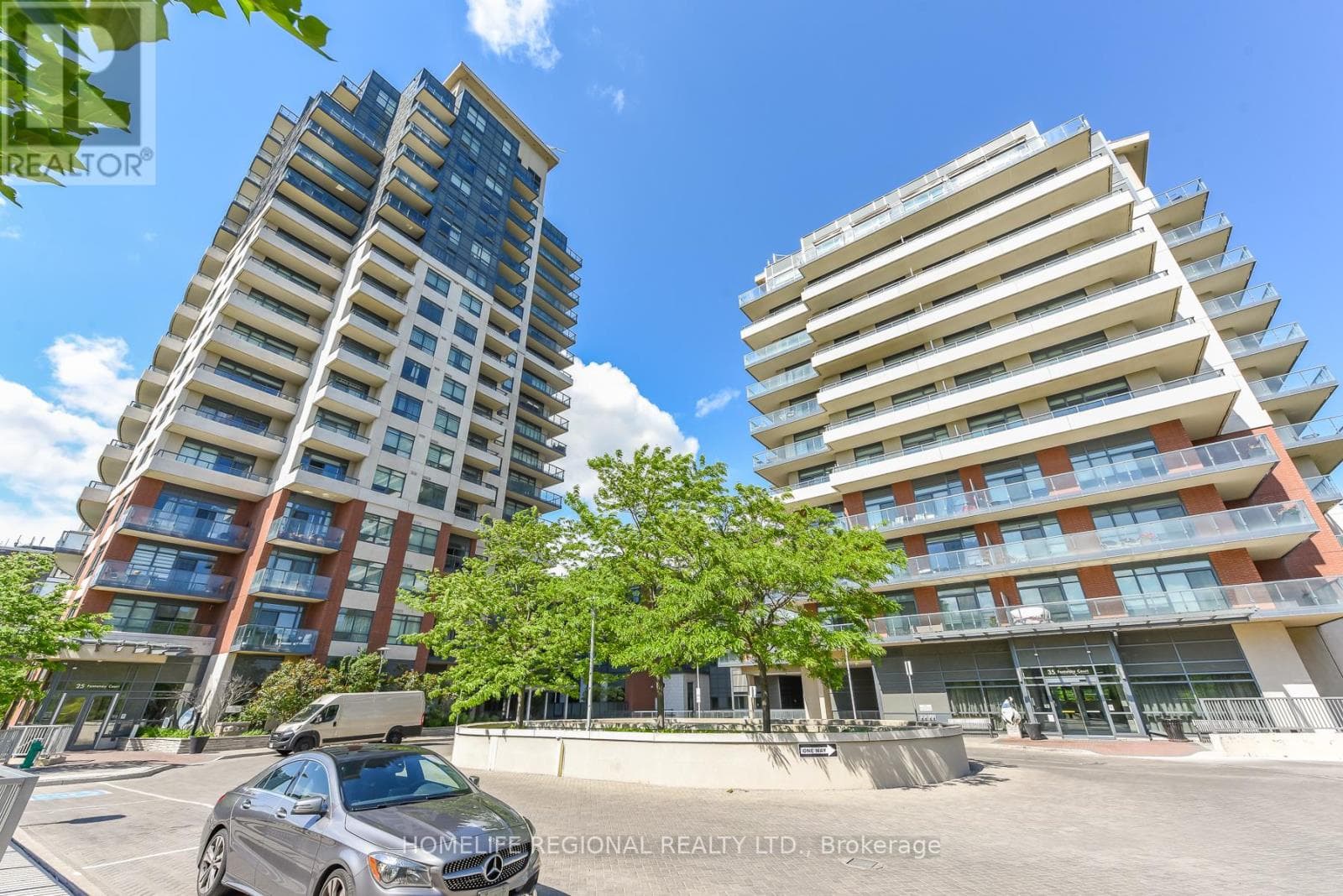 1306- 25 Fontenay Court