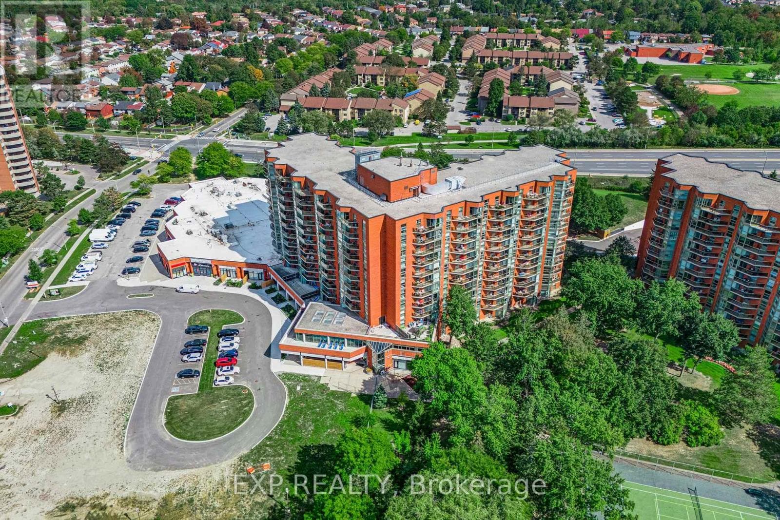 1108- 10 Dean Park Road