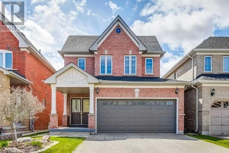 256 Mcbride Crescent