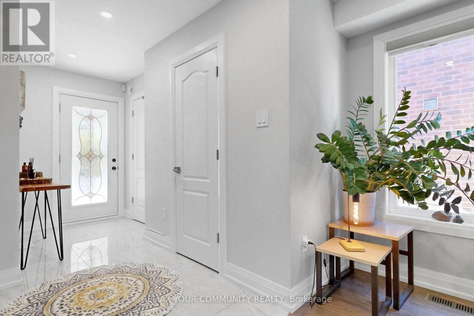 Single Family at 64 Mugford Road, Aurora (Bayview Wellington), Ontario - Photo 3 - RE/MAX Garden City Realty