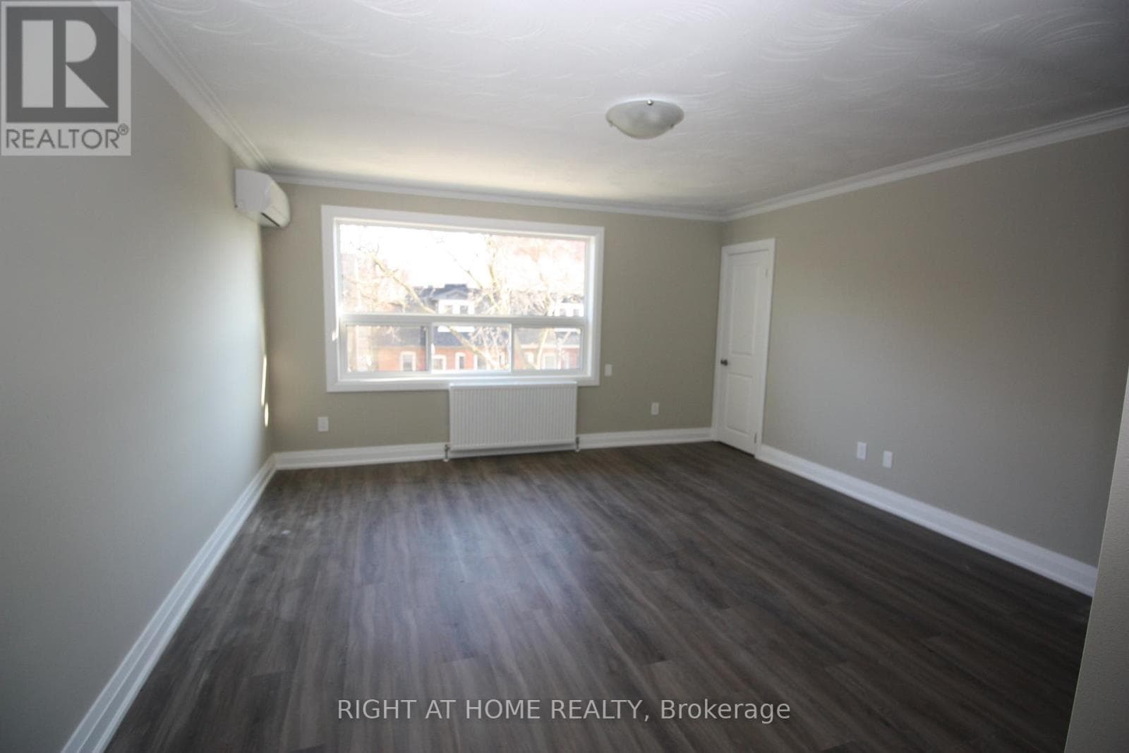 Multi-family at 4- 2 Glen Gordon Road, Toronto (High Park North), Ontario - Photo 4 - RE/MAX Garden City Realty