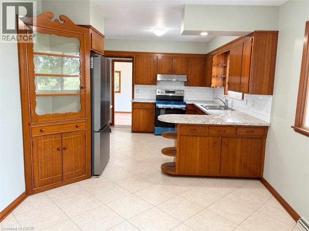 Single Family at 5697 REGIONAL ROAD 69, West Lincoln, Ontario - Photo 4 - RE/MAX Garden City Realty