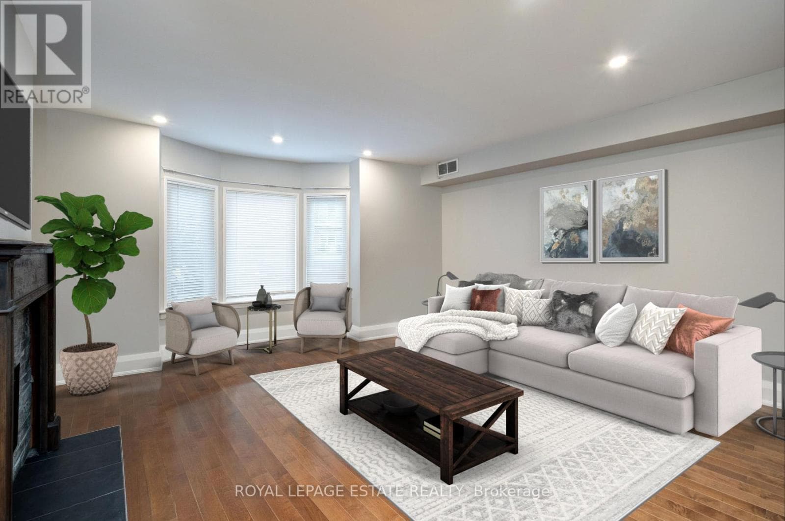 Single Family at Upper- 322 Silver Birch Avenue, Toronto (The Beaches), Ontario - Photo 4 - RE/MAX Garden City Realty