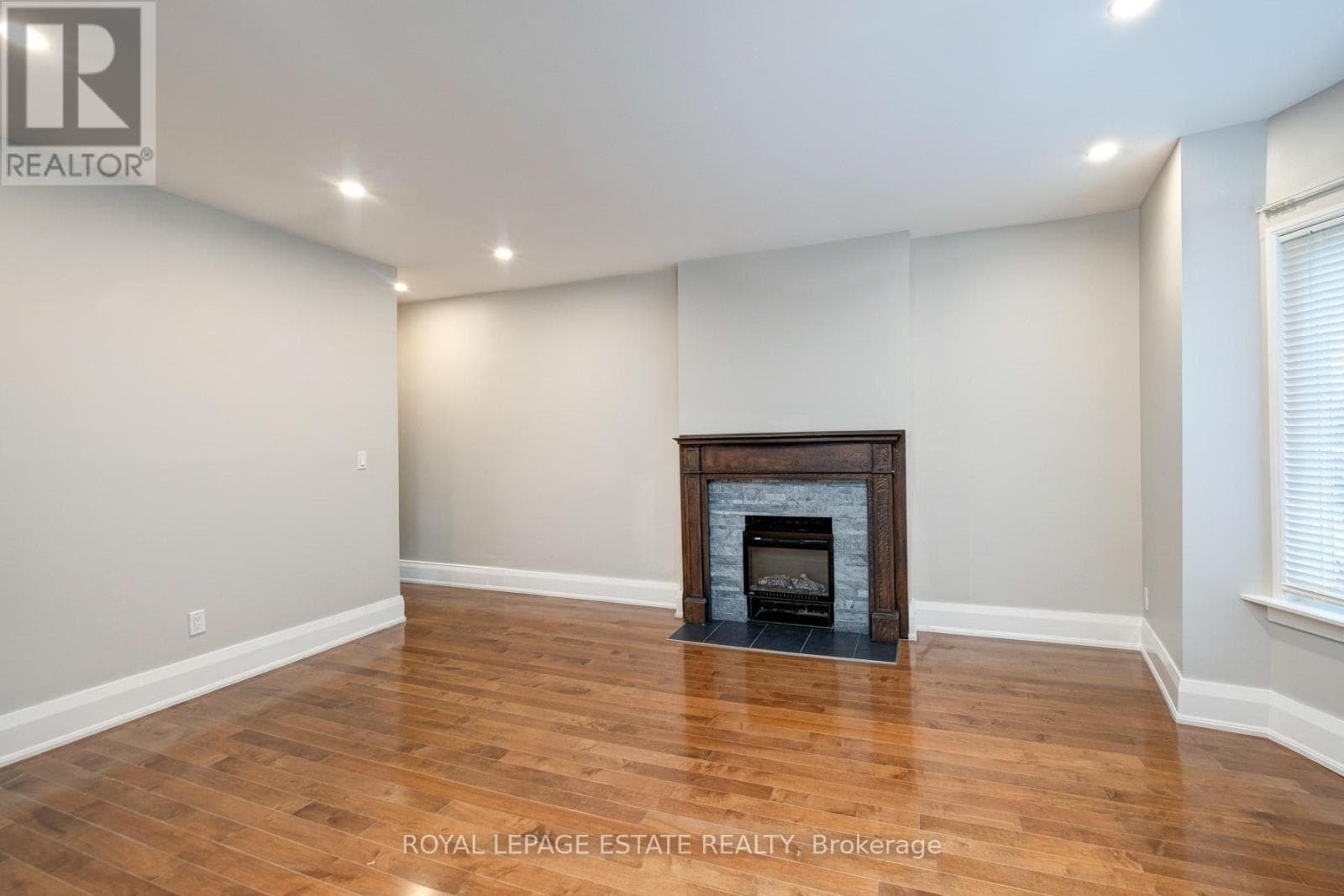 Single Family at Upper- 322 Silver Birch Avenue, Toronto (The Beaches), Ontario - Photo 7 - RE/MAX Garden City Realty