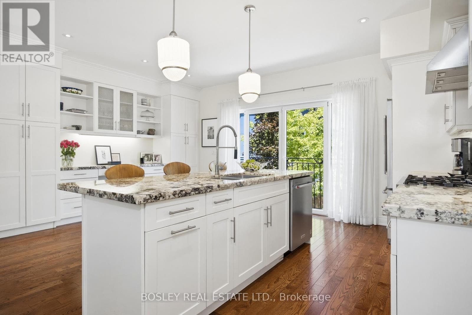 Single Family at 17 Matthew Court, Toronto (Princess-Rosethorn), Ontario - Photo 6 - RE/MAX Garden City Realty