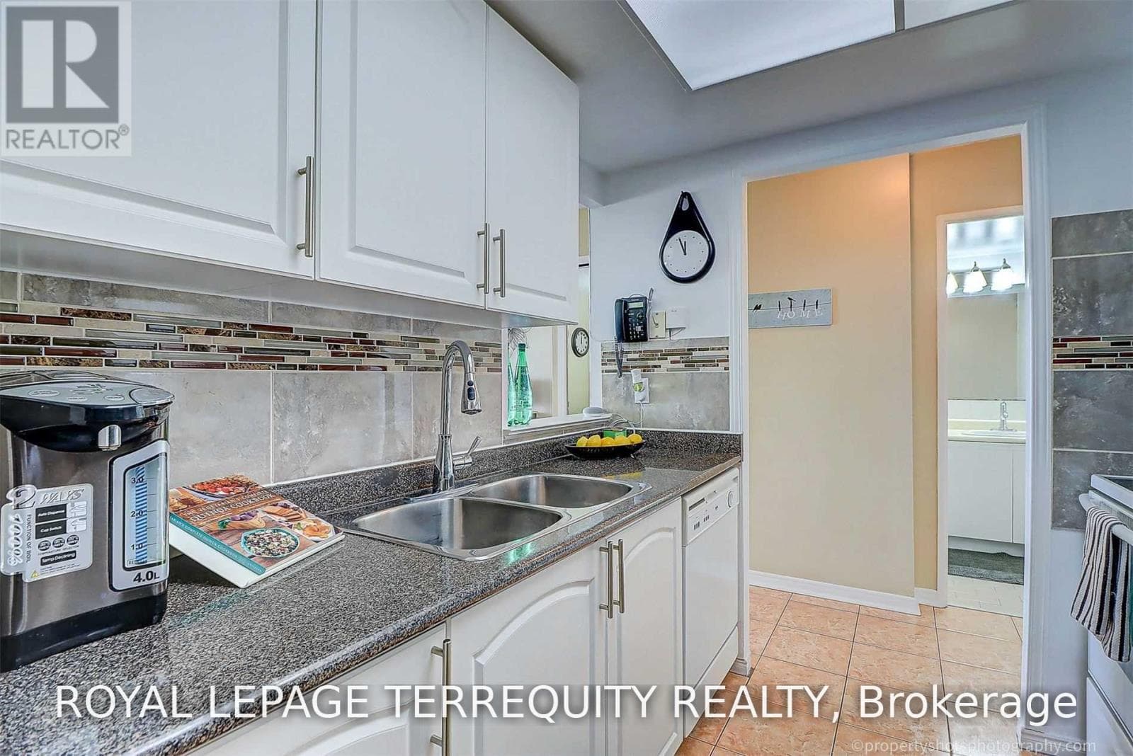 Single Family at 1710- 5 Greystone Walk Drive, Toronto (Kennedy Park), Ontario - Photo 10 - RE/MAX Garden City Realty