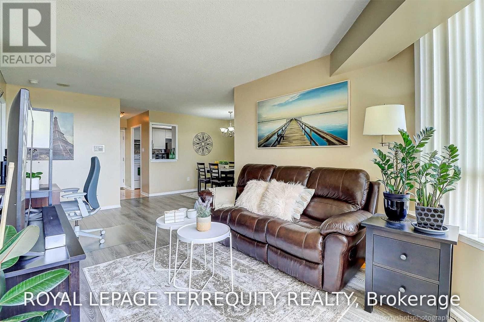 Single Family at 1710- 5 Greystone Walk Drive, Toronto (Kennedy Park), Ontario - Photo 2 - RE/MAX Garden City Realty