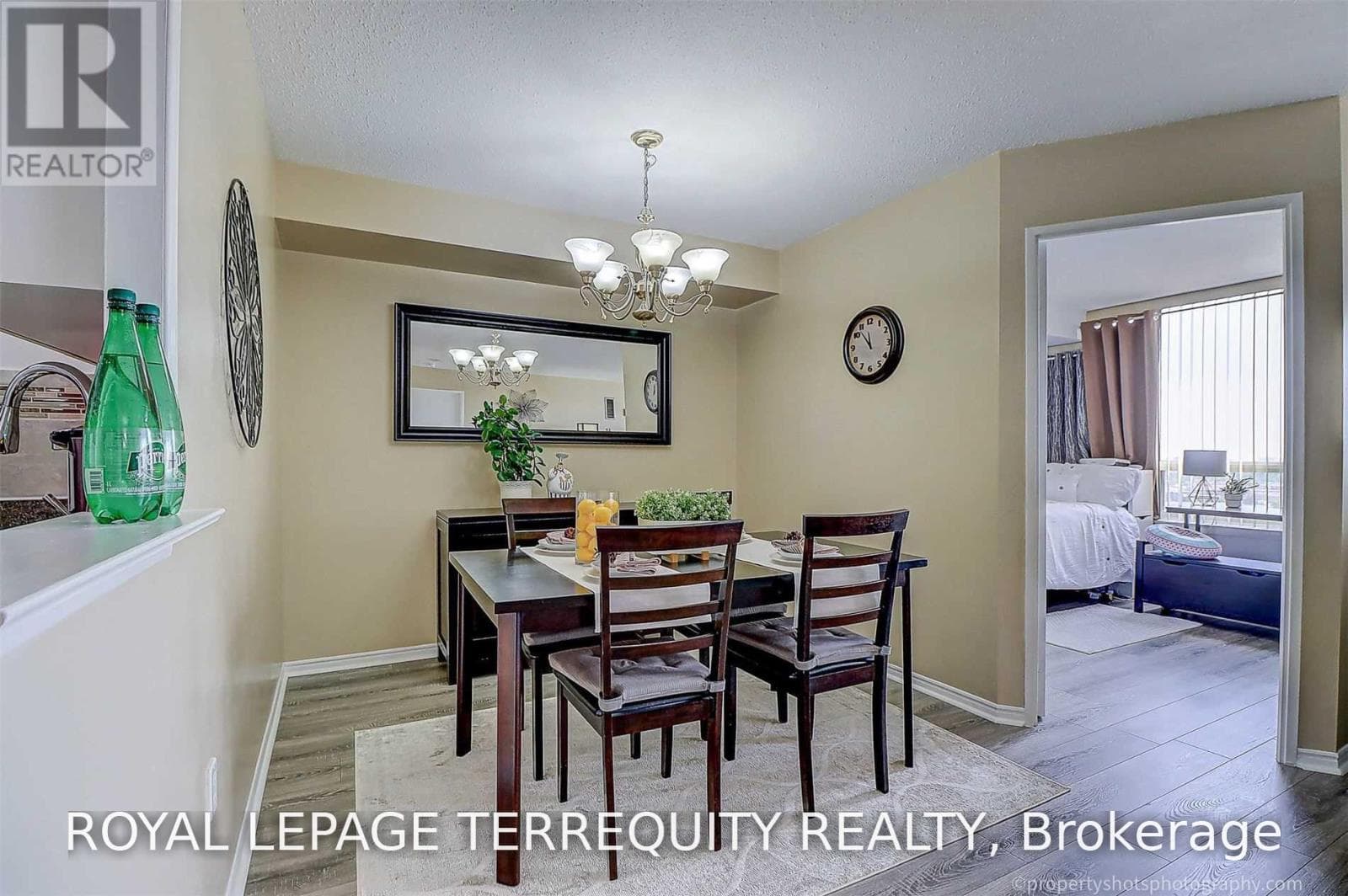 Single Family at 1710- 5 Greystone Walk Drive, Toronto (Kennedy Park), Ontario - Photo 4 - RE/MAX Garden City Realty