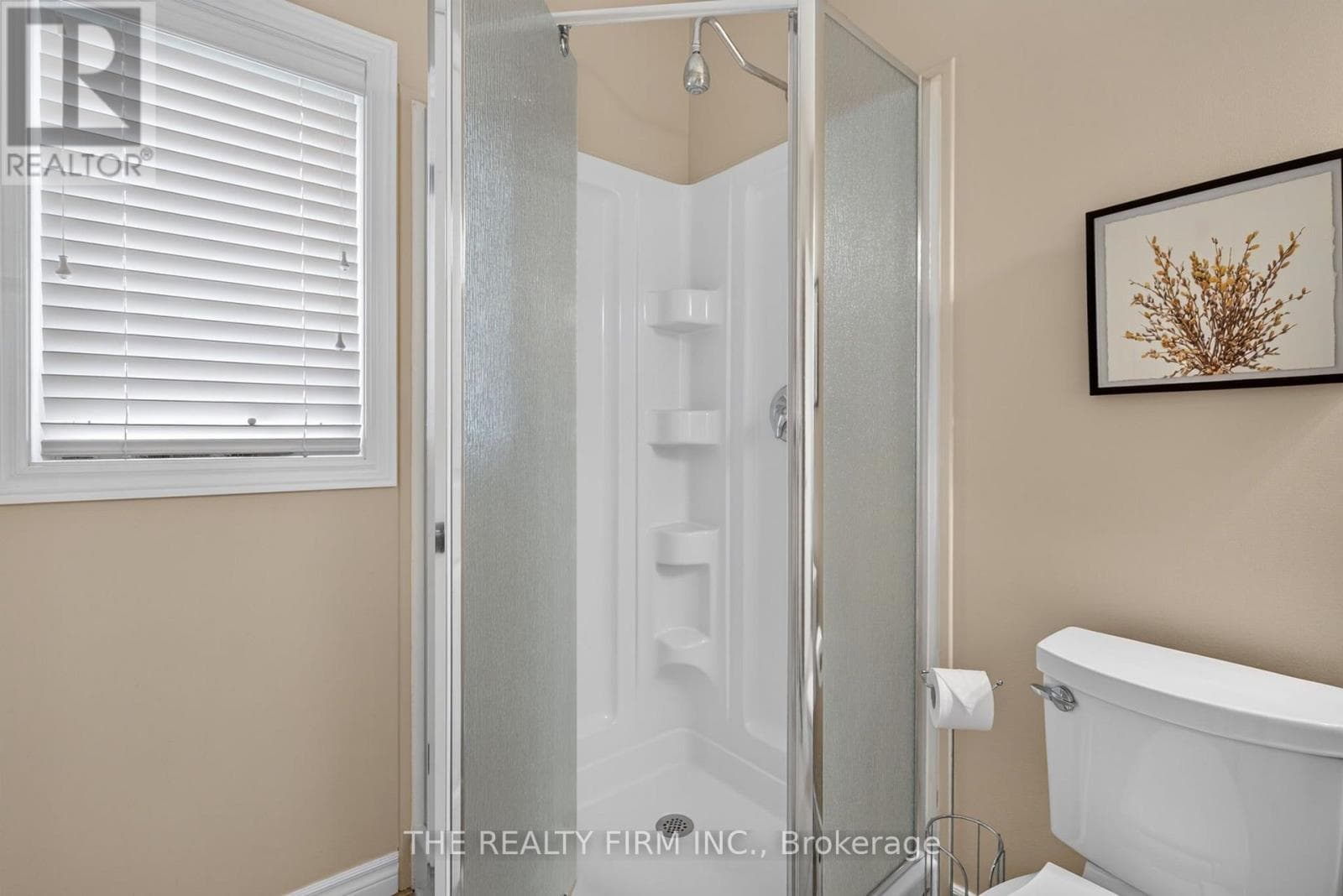 Single Family at 46 Ashwood Crescent, Middlesex Centre (Ilderton), Ontario - Photo 7 - RE/MAX Garden City Realty