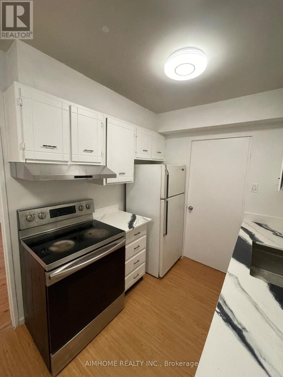 Single Family at 812- 177 Linus Road, Toronto (Don Valley Village), Ontario - Photo 9 - RE/MAX Garden City Realty