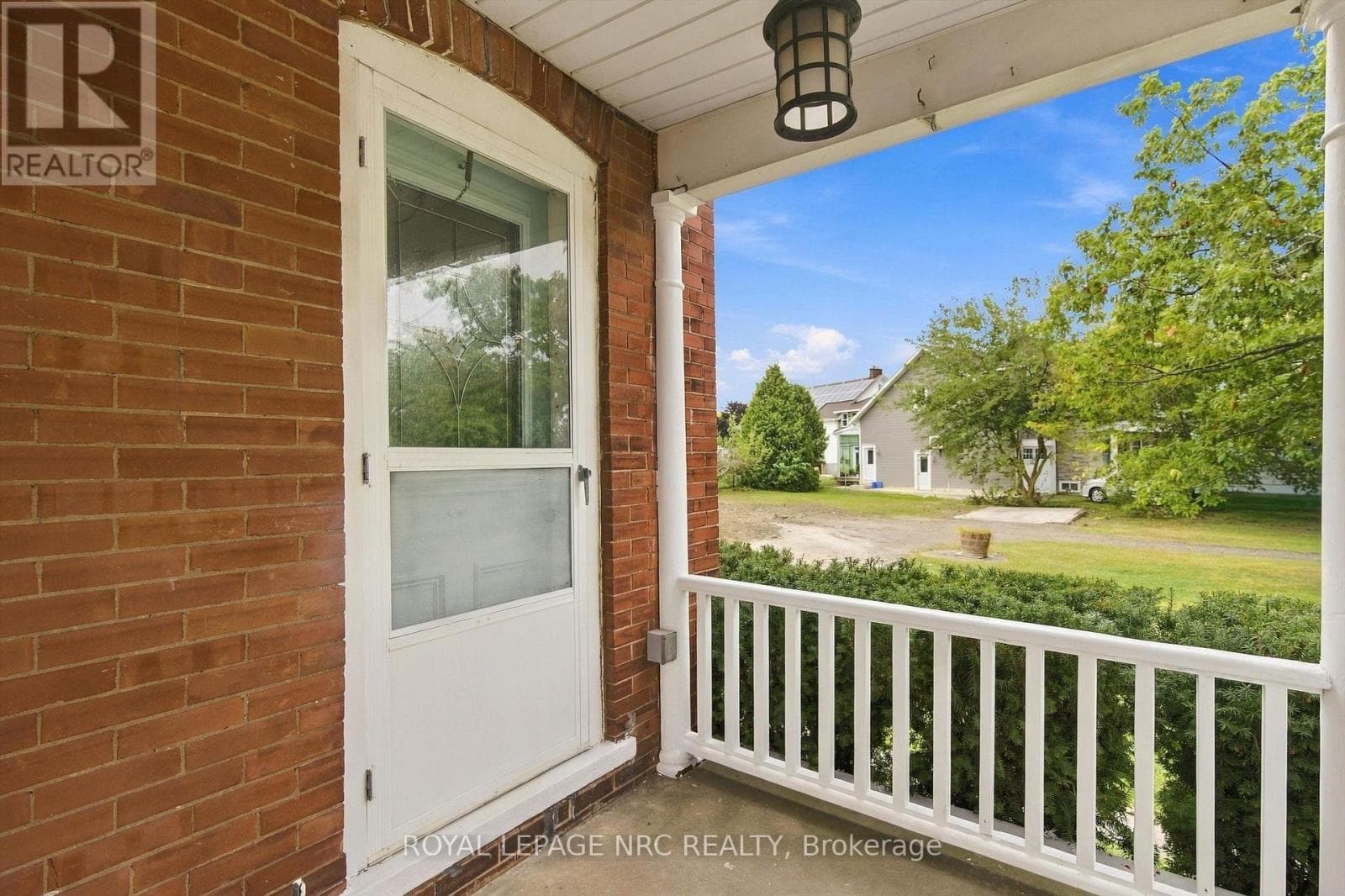 Single Family at 3436 Rittenhouse Road, Lincoln (Lincoln-Jordan/Vineland), Ontario - Photo 4 - RE/MAX Garden City Realty