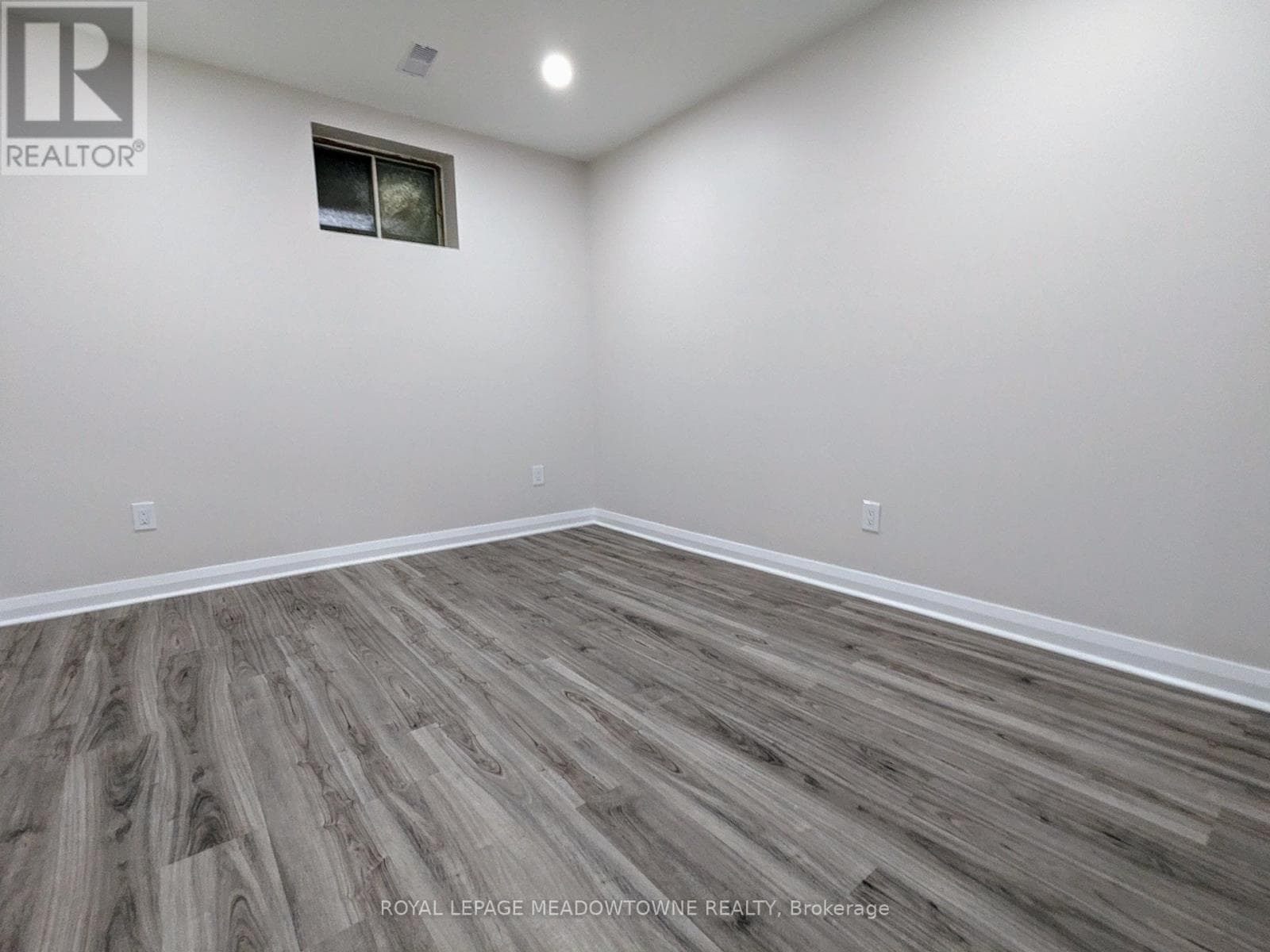 Single Family at B- 737 Botany Hill Crescent, Newmarket (Huron Heights-Leslie Valley), Ontario - Photo 8 - RE/MAX Garden City Realty