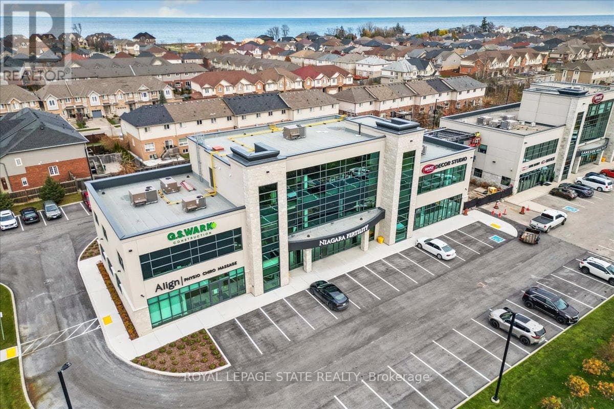 Office at 821 North Service Road, Hamilton (Lakeshore), Ontario - Photo 3 - RE/MAX Garden City Realty