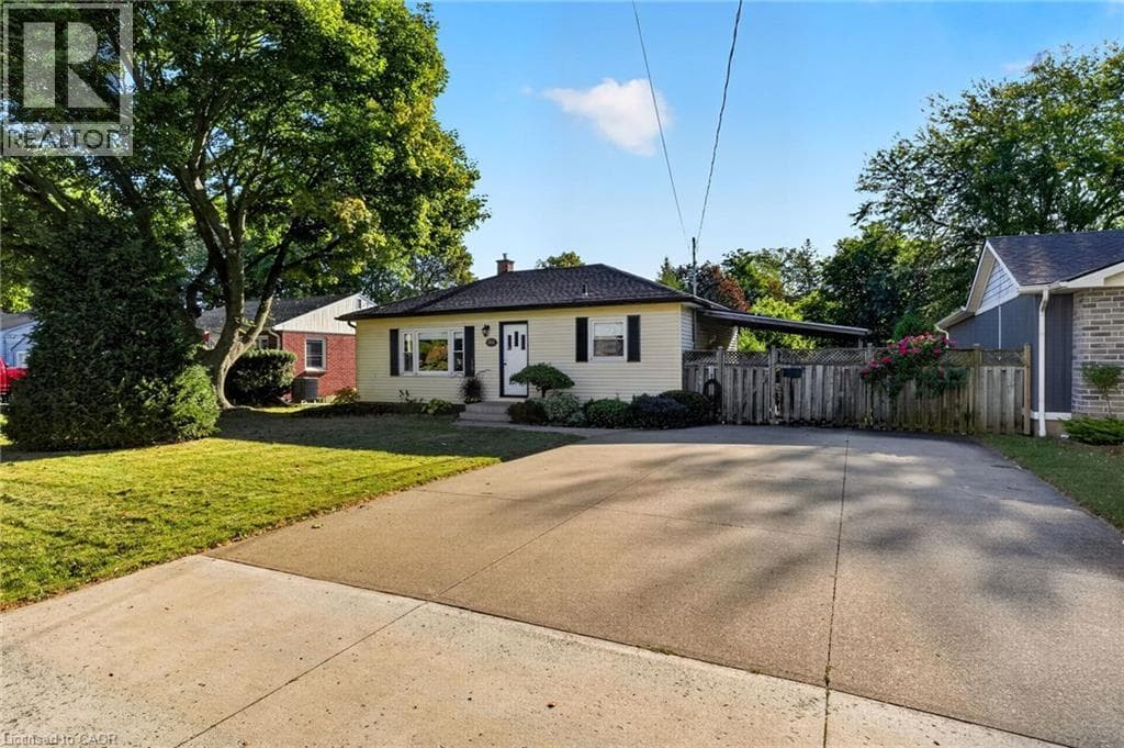 416 BARTLETT Avenue