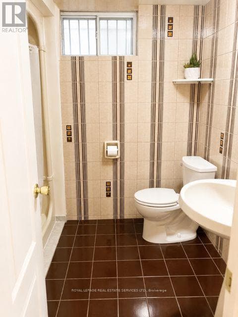 Single Family at Lower- 17 Longfield Road, Toronto (Princess-Rosethorn), Ontario - Photo 6 - RE/MAX Garden City Realty