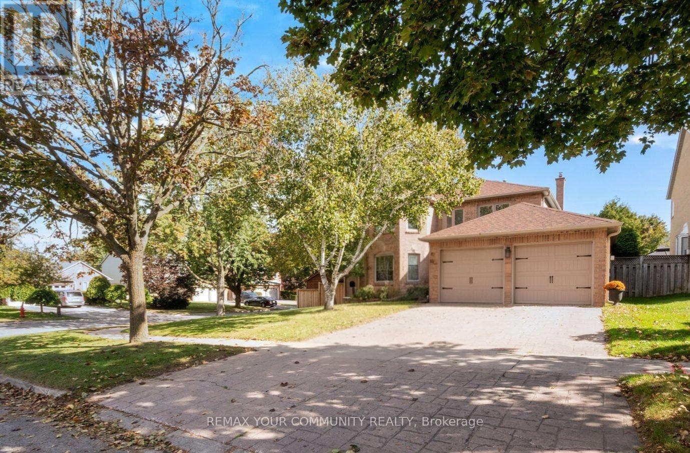25 Albery Crescent