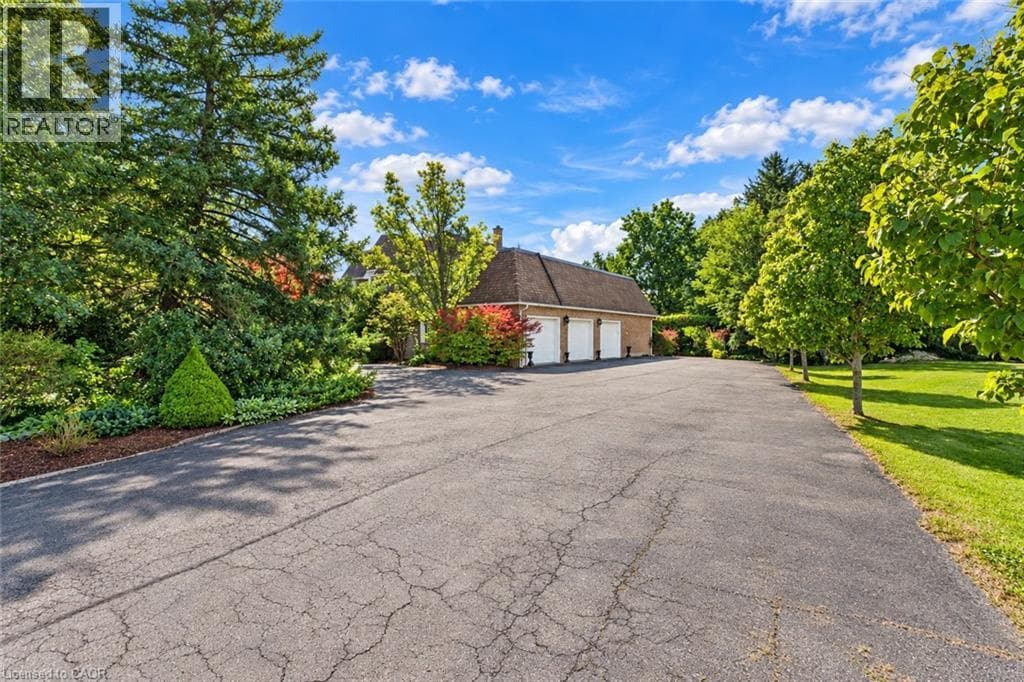 Single Family at 1302 FOUR MILE CREEK Road, Niagara-on-the-Lake, Ontario - Photo 4 - RE/MAX Garden City Realty