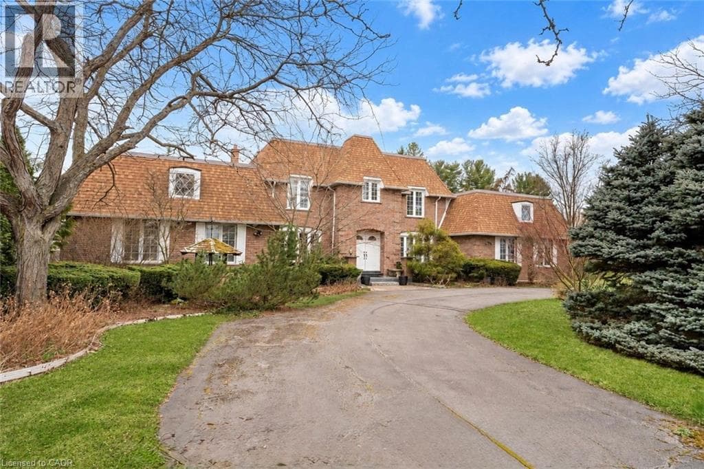 Single Family at 1302 FOUR MILE CREEK Road, Niagara-on-the-Lake, Ontario - Photo 6 - RE/MAX Garden City Realty