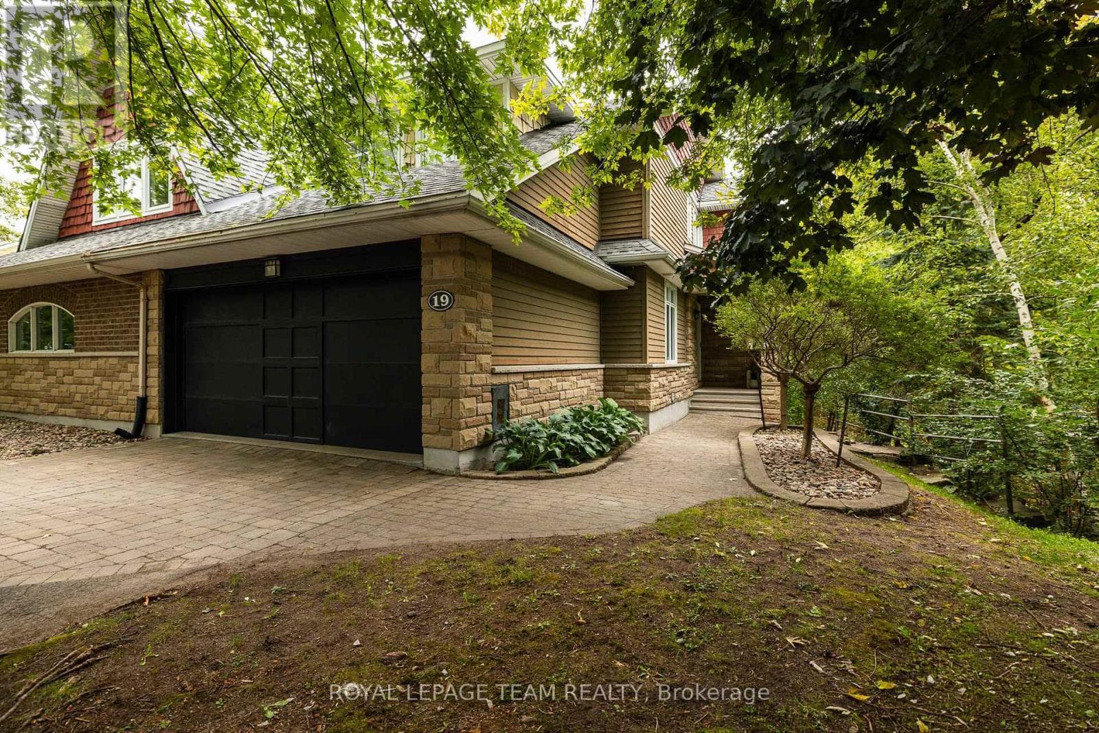 19 Creeks End Lane