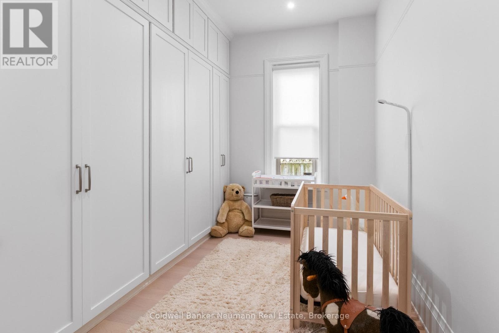 Single Family at 41 LIVERPOOL Street, Guelph (Downtown), Ontario - Photo 10 - RE/MAX Garden City Realty