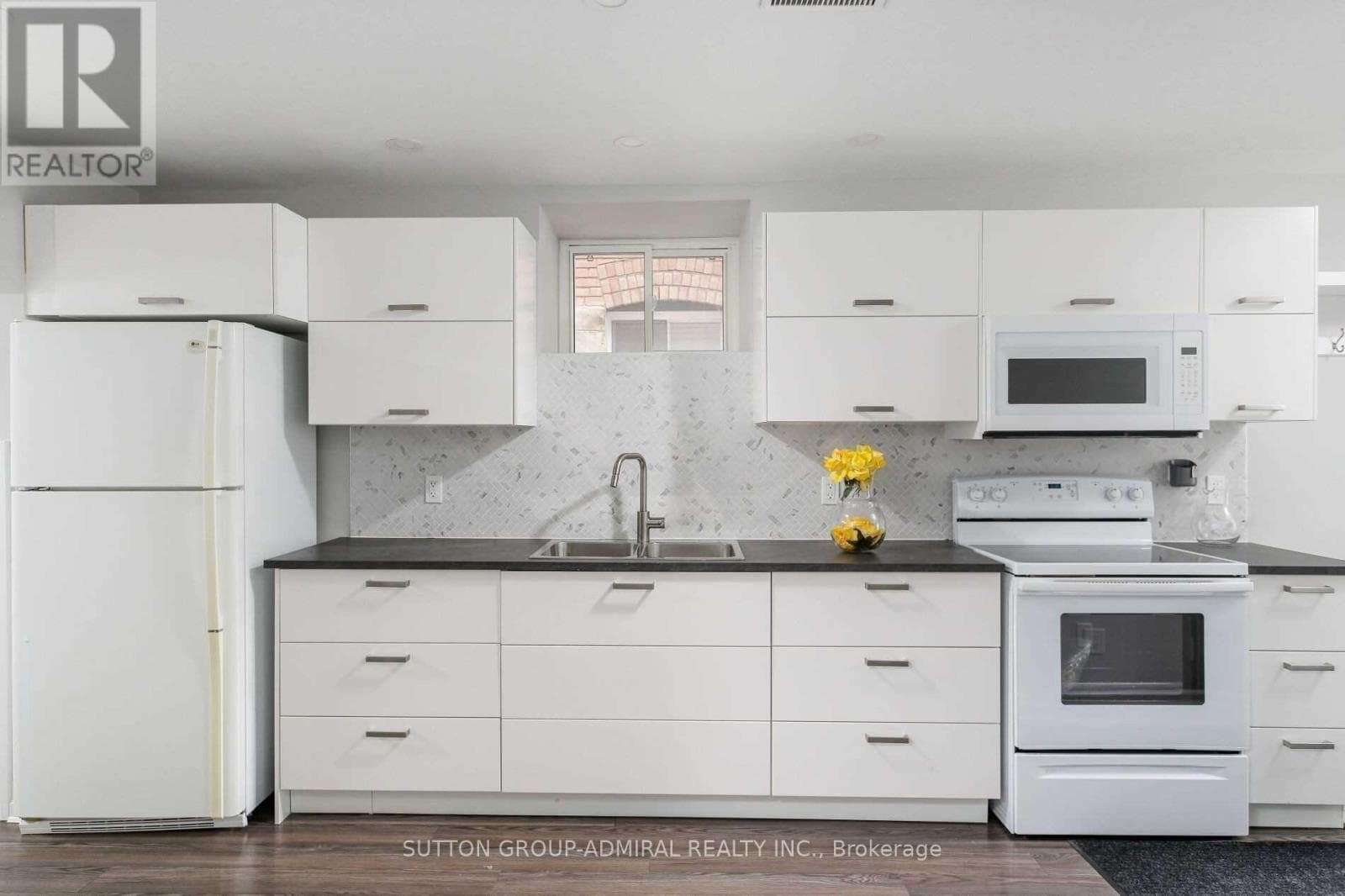 Single Family at Bsmnt- 278 Armadale Avenue, Toronto (Runnymede-Bloor West Village), Ontario - Photo 5 - RE/MAX Garden City Realty