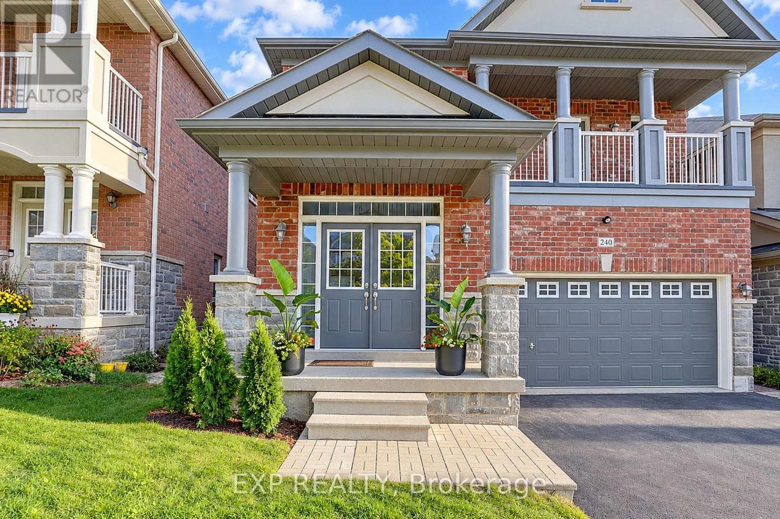 Single Family at 240 Aspenwood Drive, Newmarket (Woodland Hill), Ontario - Photo 2 - RE/MAX Garden City Realty