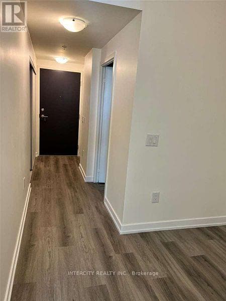 Single Family at 812- 3237 Bayview Avenue, Toronto (Bayview Woods-Steeles), Ontario - Photo 6 - RE/MAX Garden City Realty