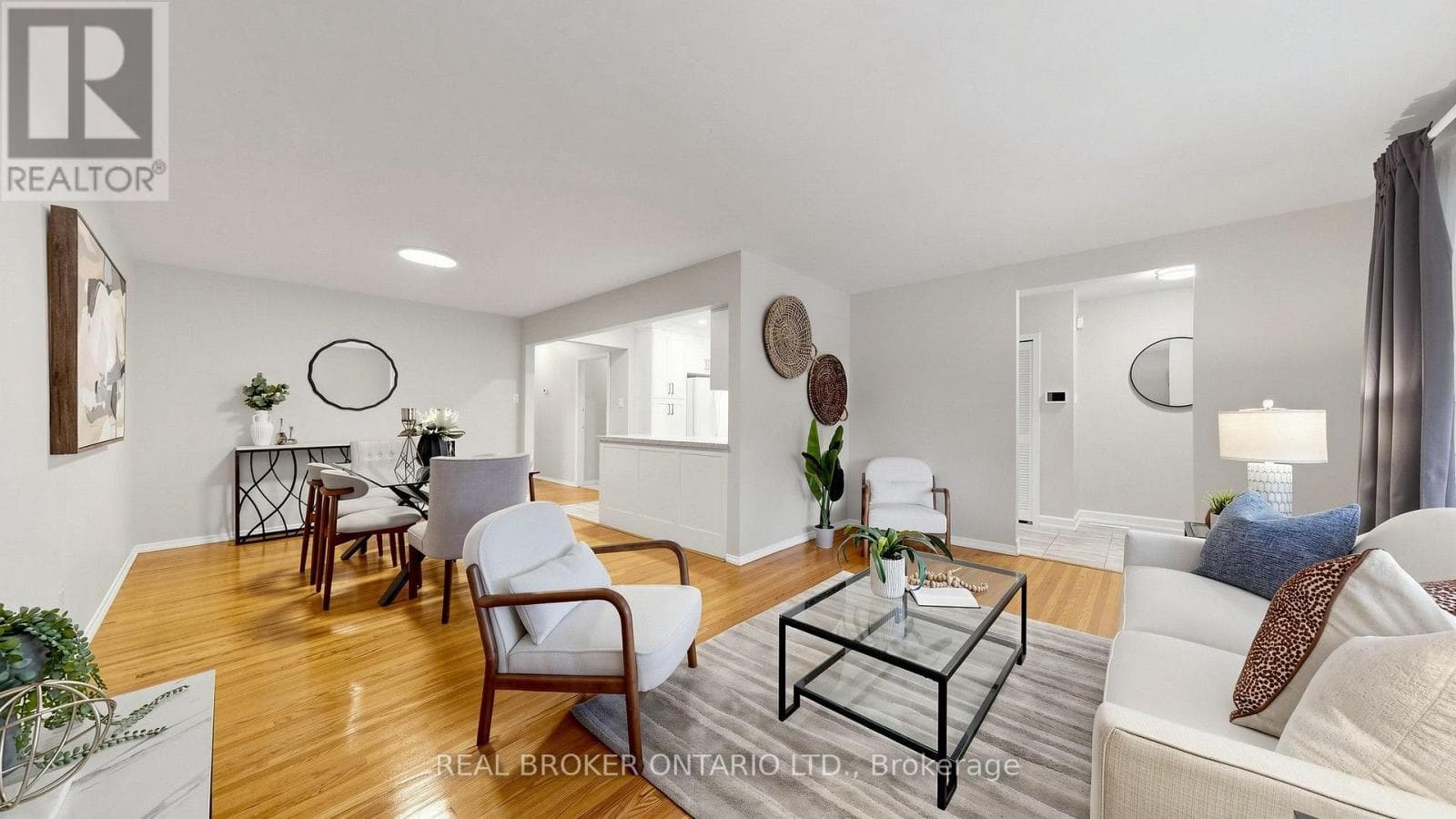 Single Family at 32 Cairnside Crescent, Toronto (Pleasant View), Ontario - Photo 10 - RE/MAX Garden City Realty