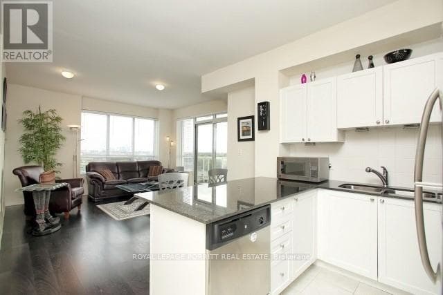Single Family at 1109- 3865 Lake Shore Boulevard, Toronto (Long Branch), Ontario - Photo 5 - RE/MAX Garden City Realty