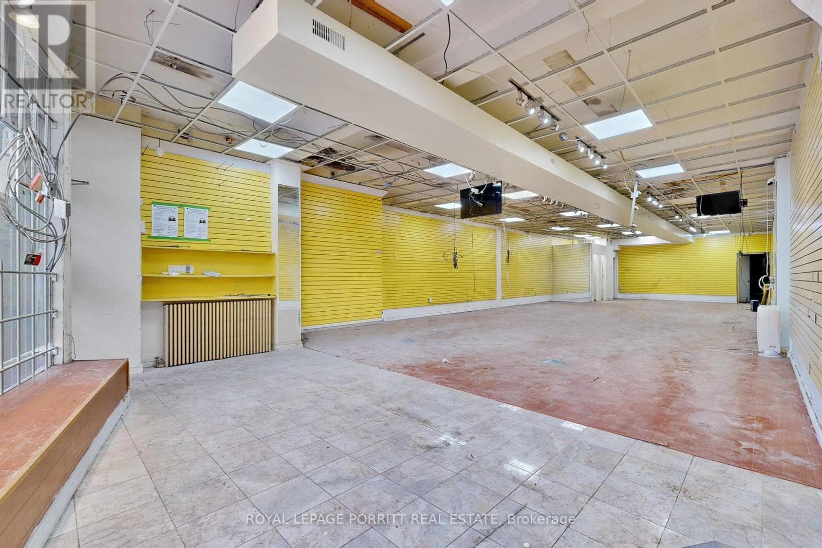 Retail at Store- 2651 Eglinton Avenue, Toronto (Kennedy Park), Ontario - Photo 5 - RE/MAX Garden City Realty