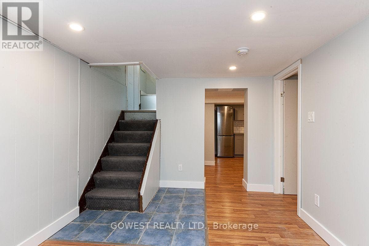 Single Family at 2- 480 Jane Street, Toronto (Runnymede-Bloor West Village), Ontario - Photo 4 - RE/MAX Garden City Realty