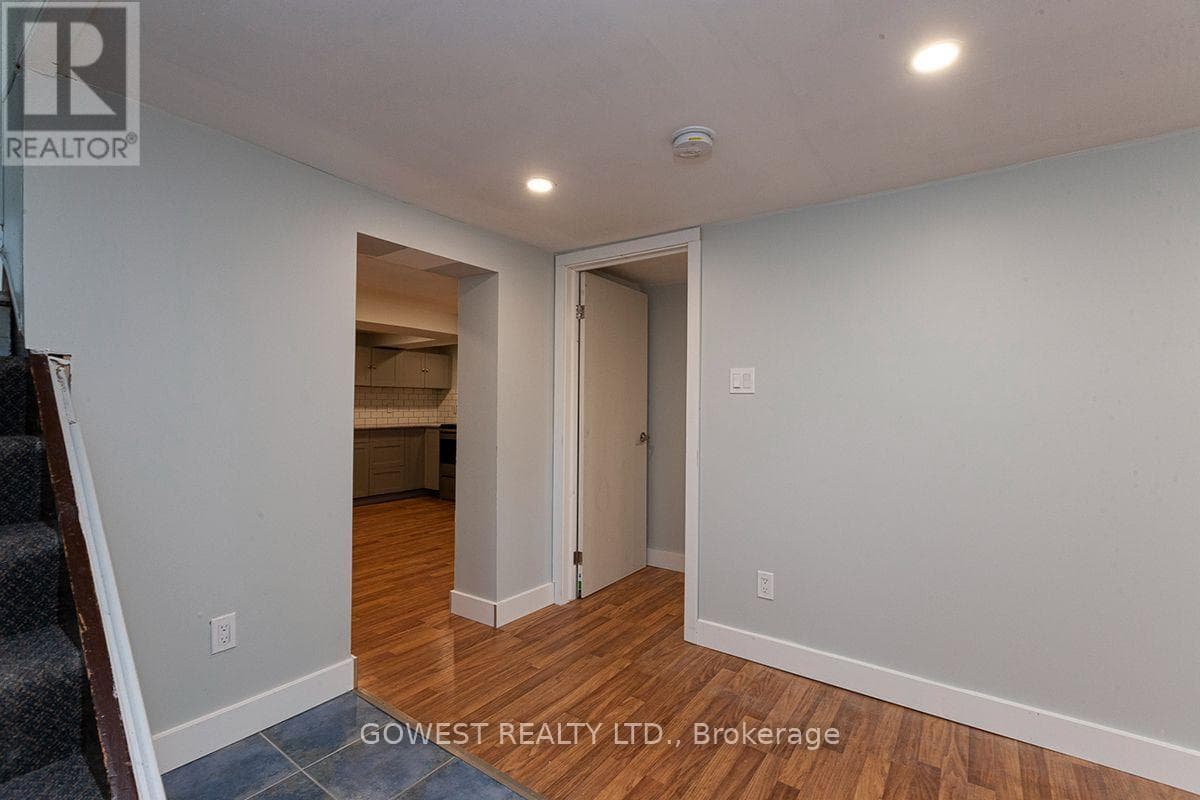 Single Family at 2- 480 Jane Street, Toronto (Runnymede-Bloor West Village), Ontario - Photo 6 - RE/MAX Garden City Realty