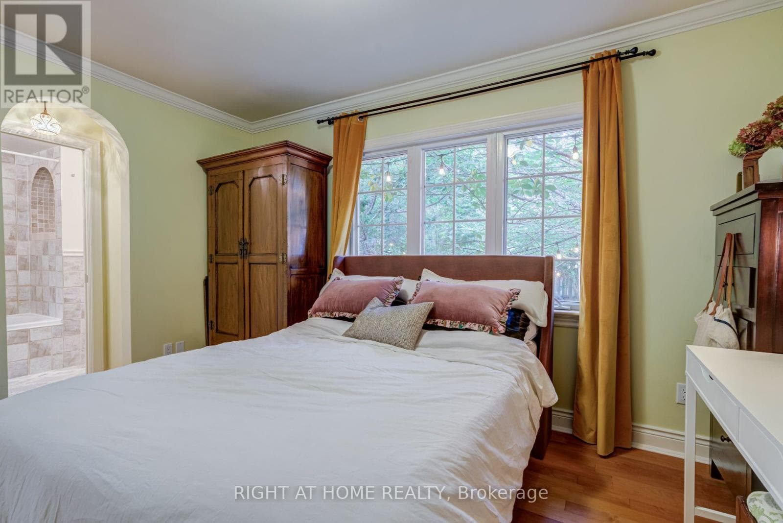 Single Family at 1627 Rometown Drive, Mississauga (Lakeview), Ontario - Photo 9 - RE/MAX Garden City Realty