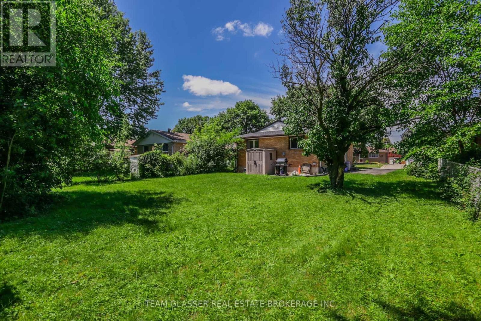 Single Family at 1563 Dale Street, London East (East H), Ontario - Photo 5 - RE/MAX Garden City Realty
