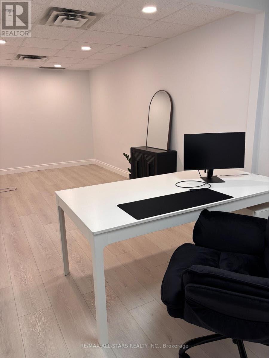 Retail at 3B- 38 Wellington Street, Aurora (Aurora Village), Ontario - Photo 2 - RE/MAX Garden City Realty