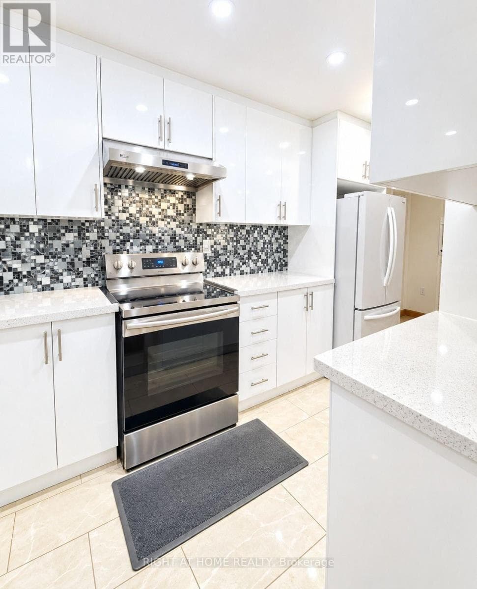 Single Family at 149- 165 Cherokee Boulevard, Toronto (Pleasant View), Ontario - Photo 7 - RE/MAX Garden City Realty