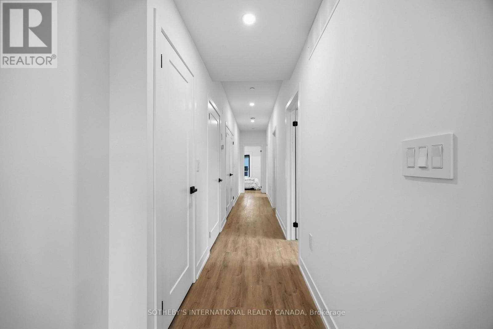 Multi-family at 1- 207 Connaught Avenue, Toronto (Newtonbrook West), Ontario - Photo 10 - RE/MAX Garden City Realty