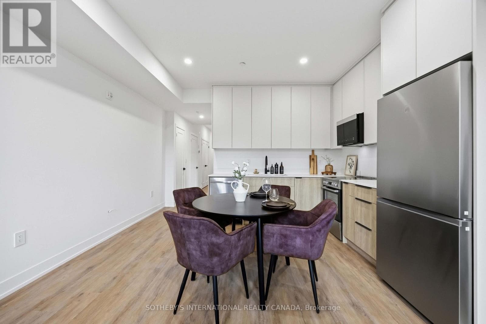 Multi-family at 1- 207 Connaught Avenue, Toronto (Newtonbrook West), Ontario - Photo 6 - RE/MAX Garden City Realty