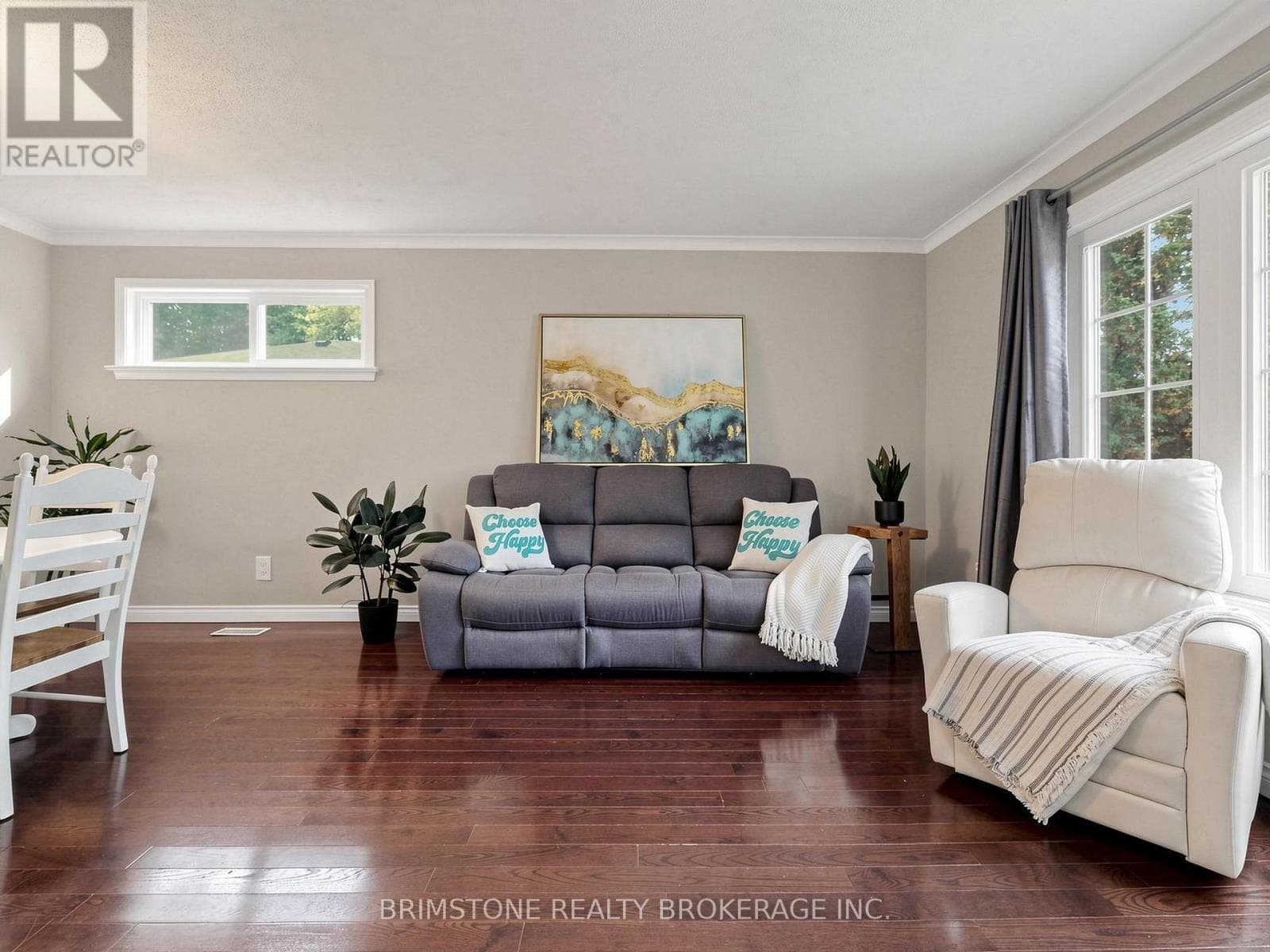 Single Family at 93 Bayview Parkway, Newmarket (Huron Heights-Leslie Valley), Ontario - Photo 8 - RE/MAX Garden City Realty