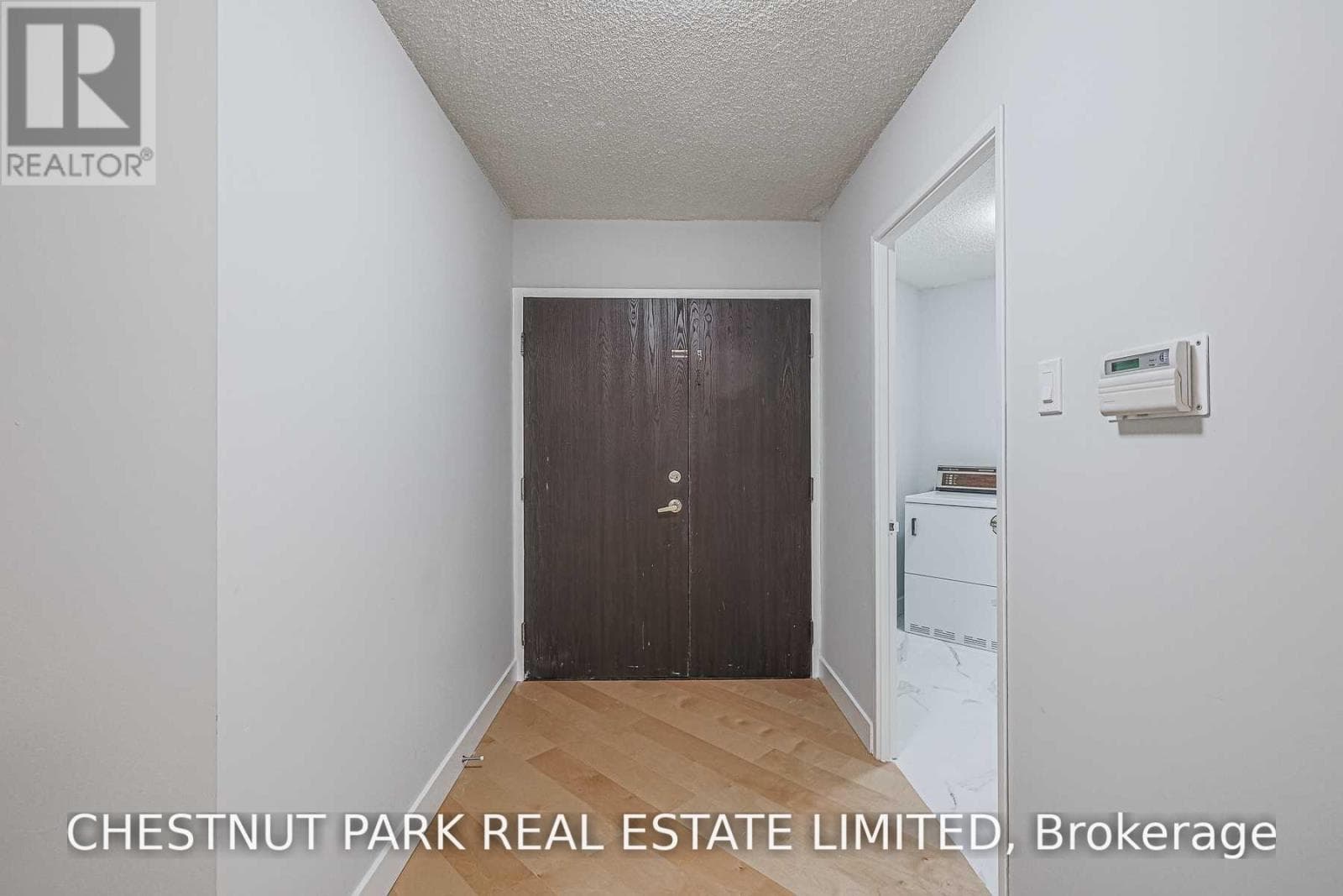 Single Family at 1506- 131 Beecroft Road, Toronto (Lansing-Westgate), Ontario - Photo 6 - RE/MAX Garden City Realty