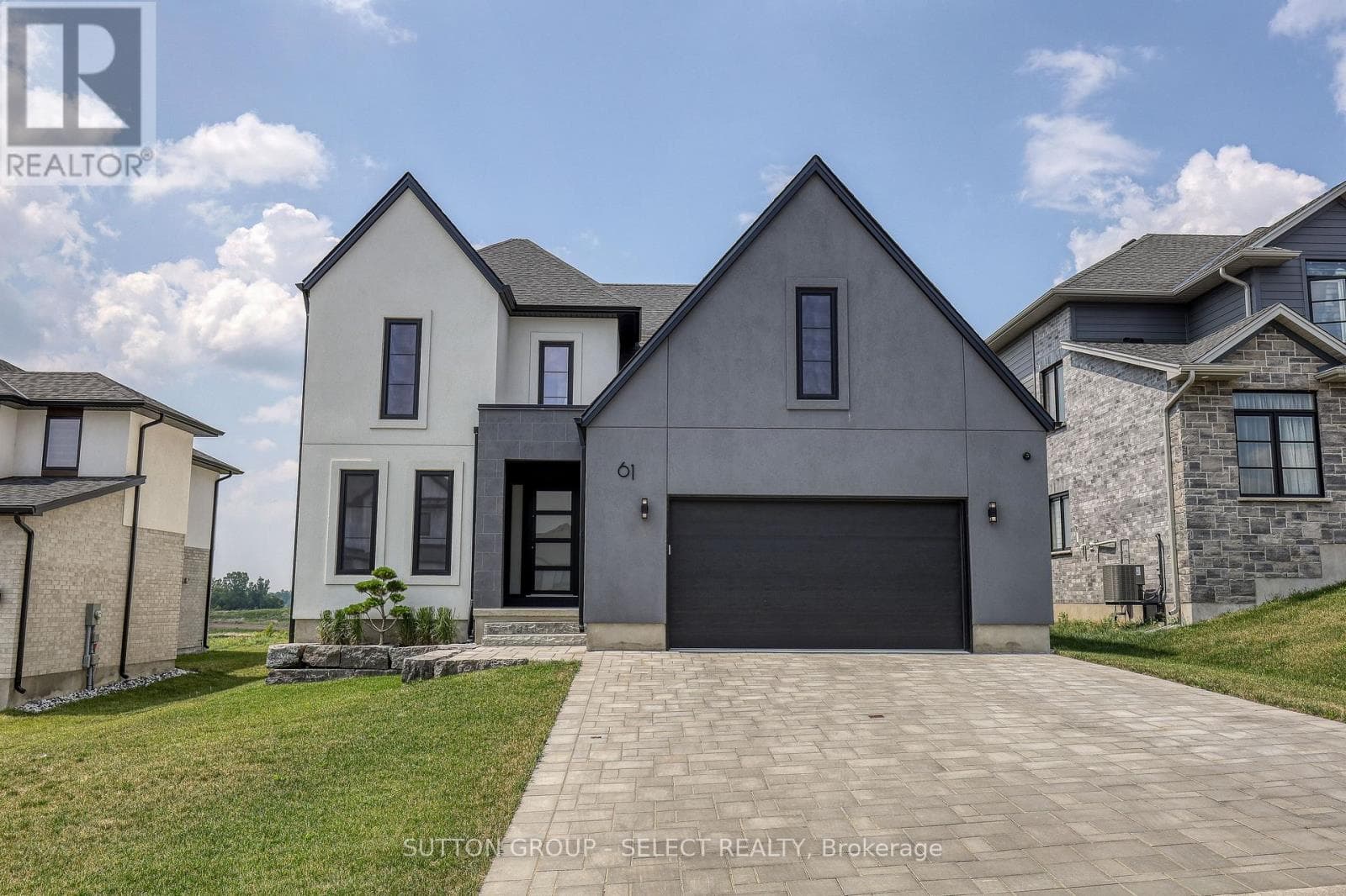 61 CRESTVIEW Drive