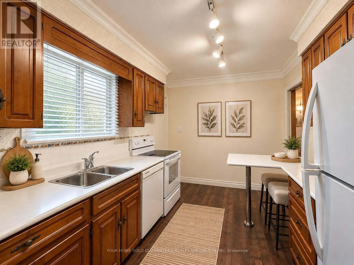 Single Family at Main Floor- 37 Downsview Drive, Barrie (Codrington), Ontario - Photo 3 - RE/MAX Garden City Realty
