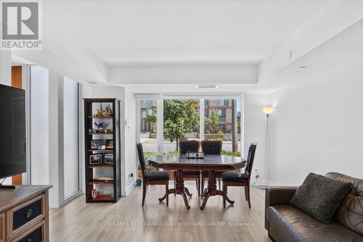 112 Varna Drive