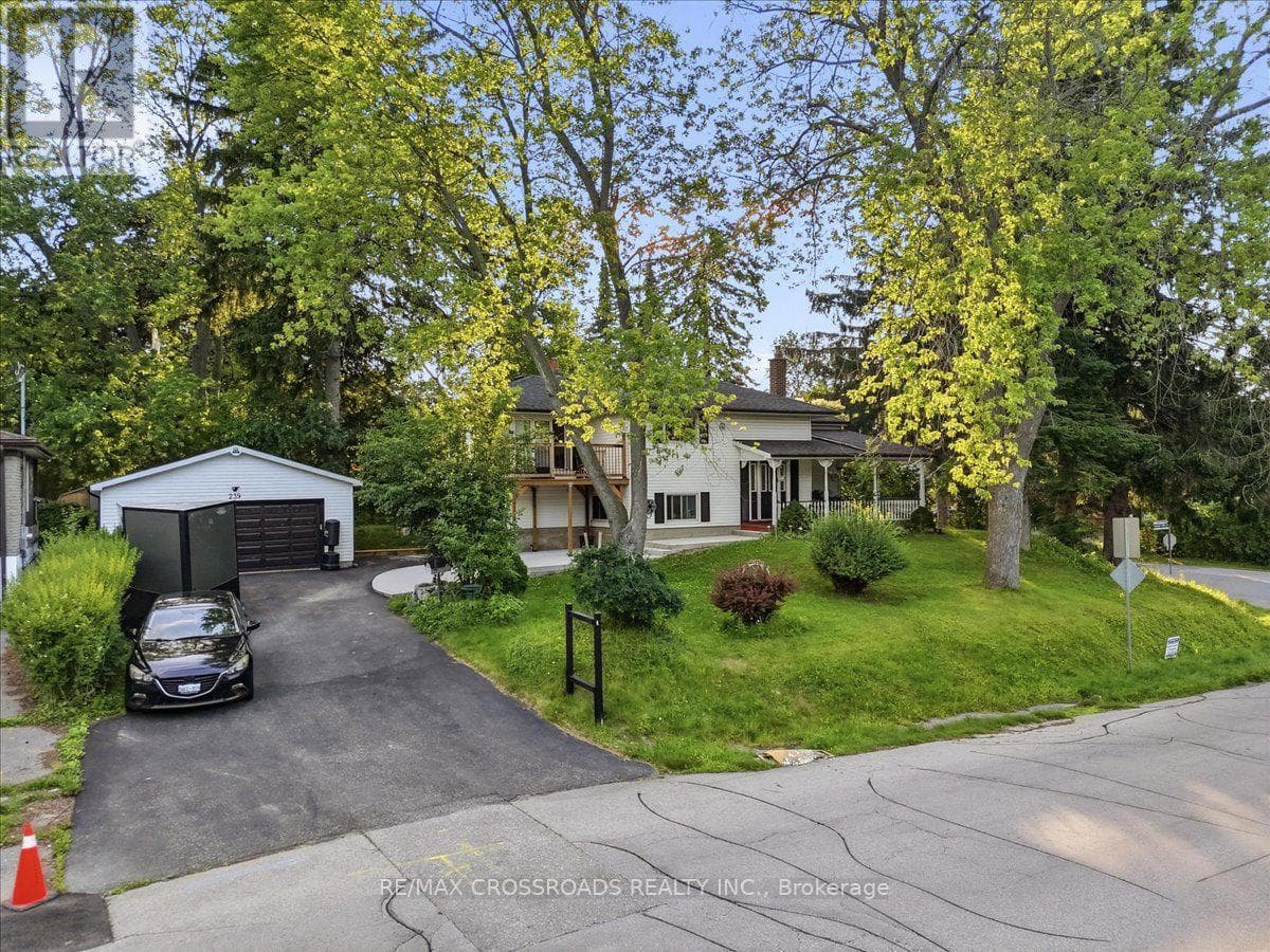 239 Island Road