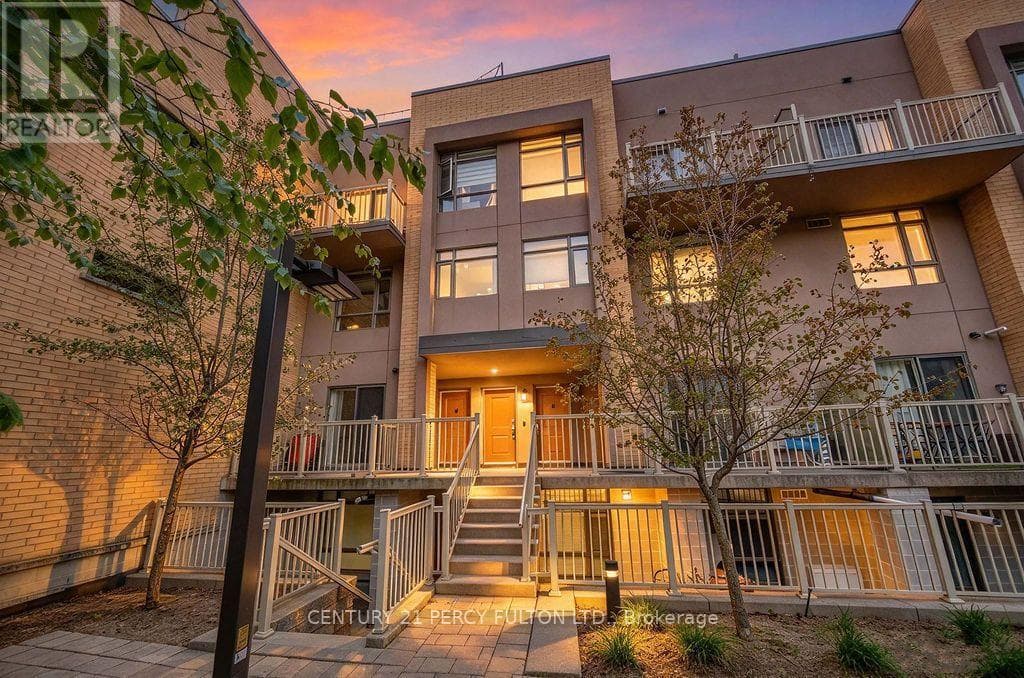 304- 90 Orchid Place Drive