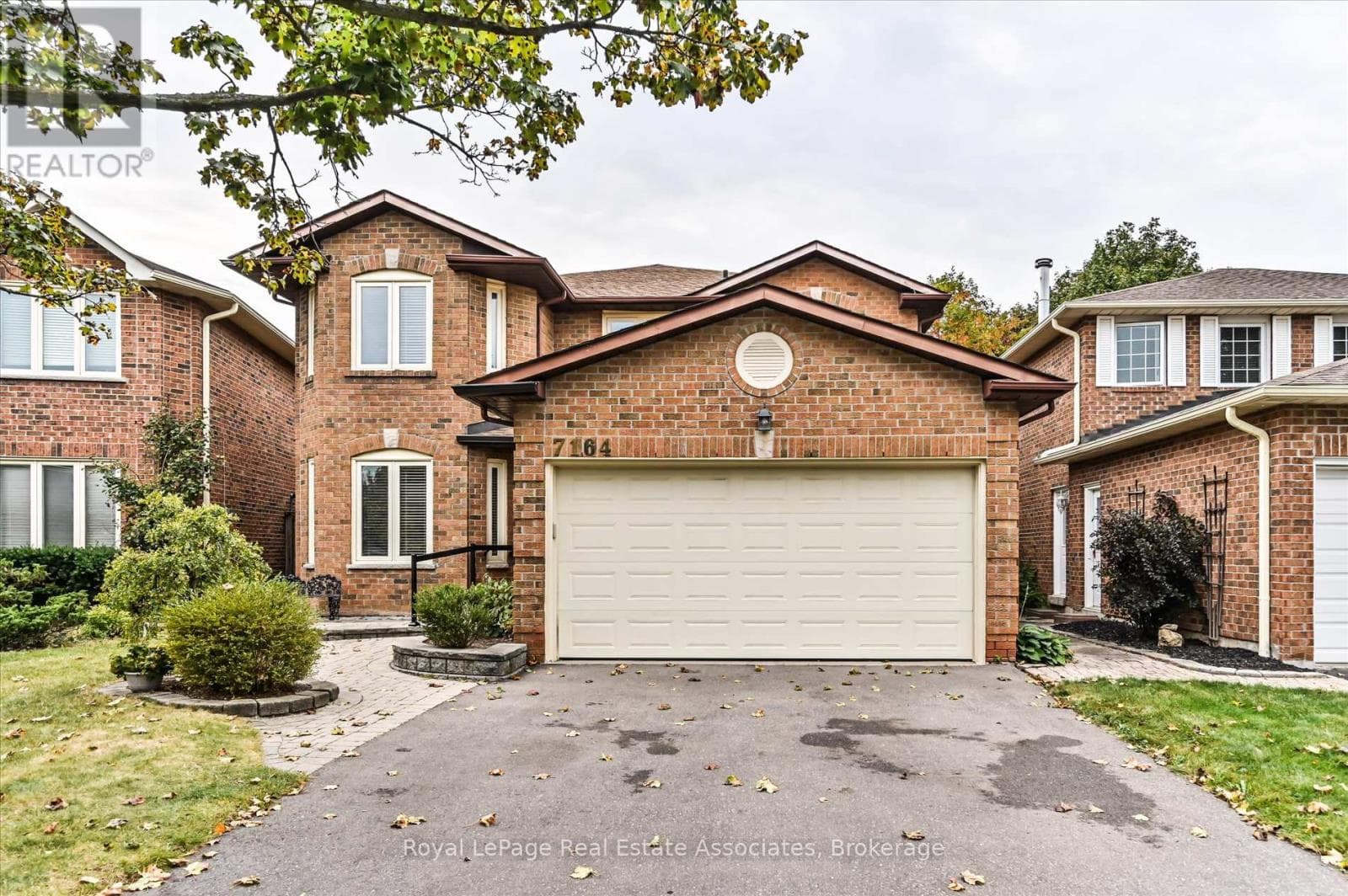 7164 Danton Promenade